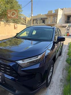 تۆیۆتا ڕاڤ 4